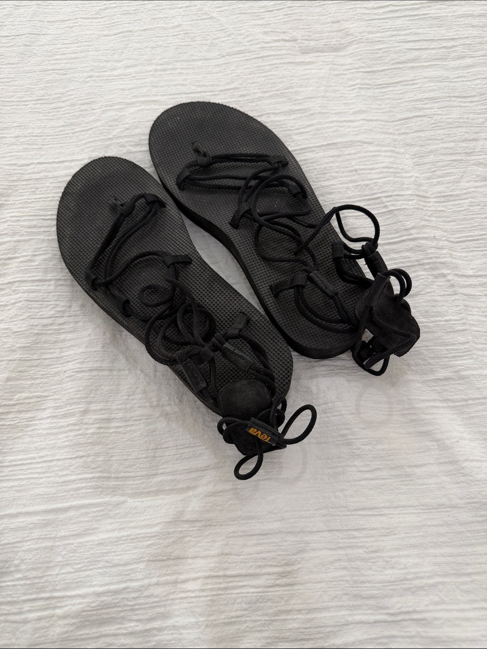 Women’s Black Lace-Up Strappy Sandals